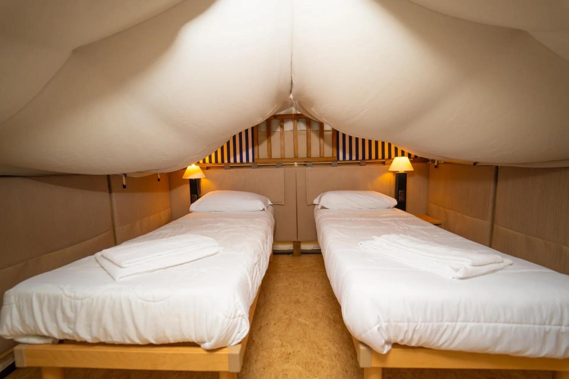 Vacanze Glamping Boutique San Felice del Benaco Habitación foto