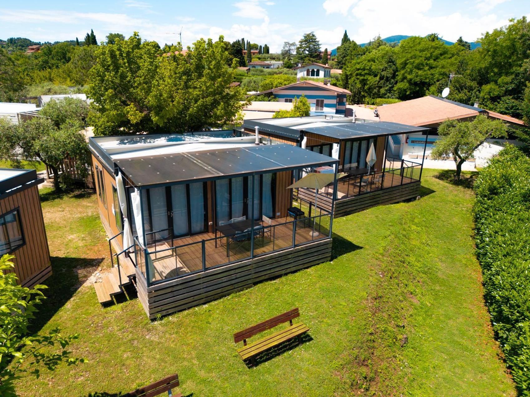 Vacanze Glamping Boutique San Felice del Benaco Habitación foto
